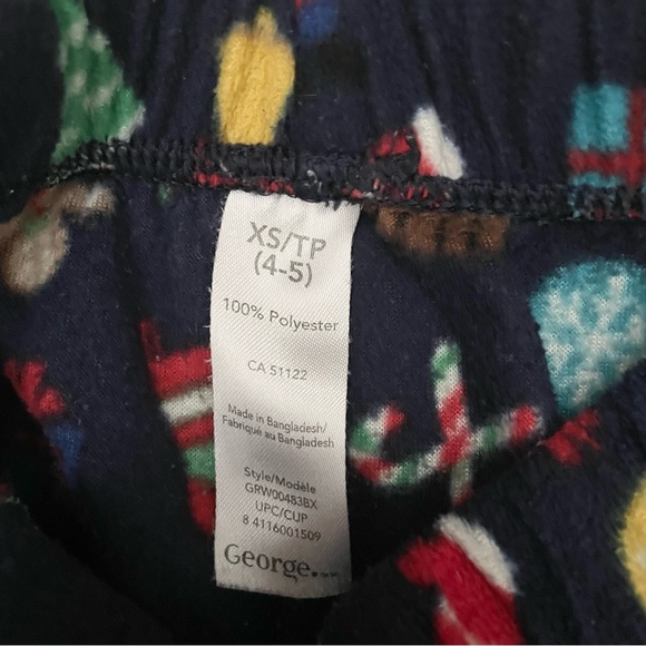 7/$20 | Boys pjs bundle - Picture 11 of 12